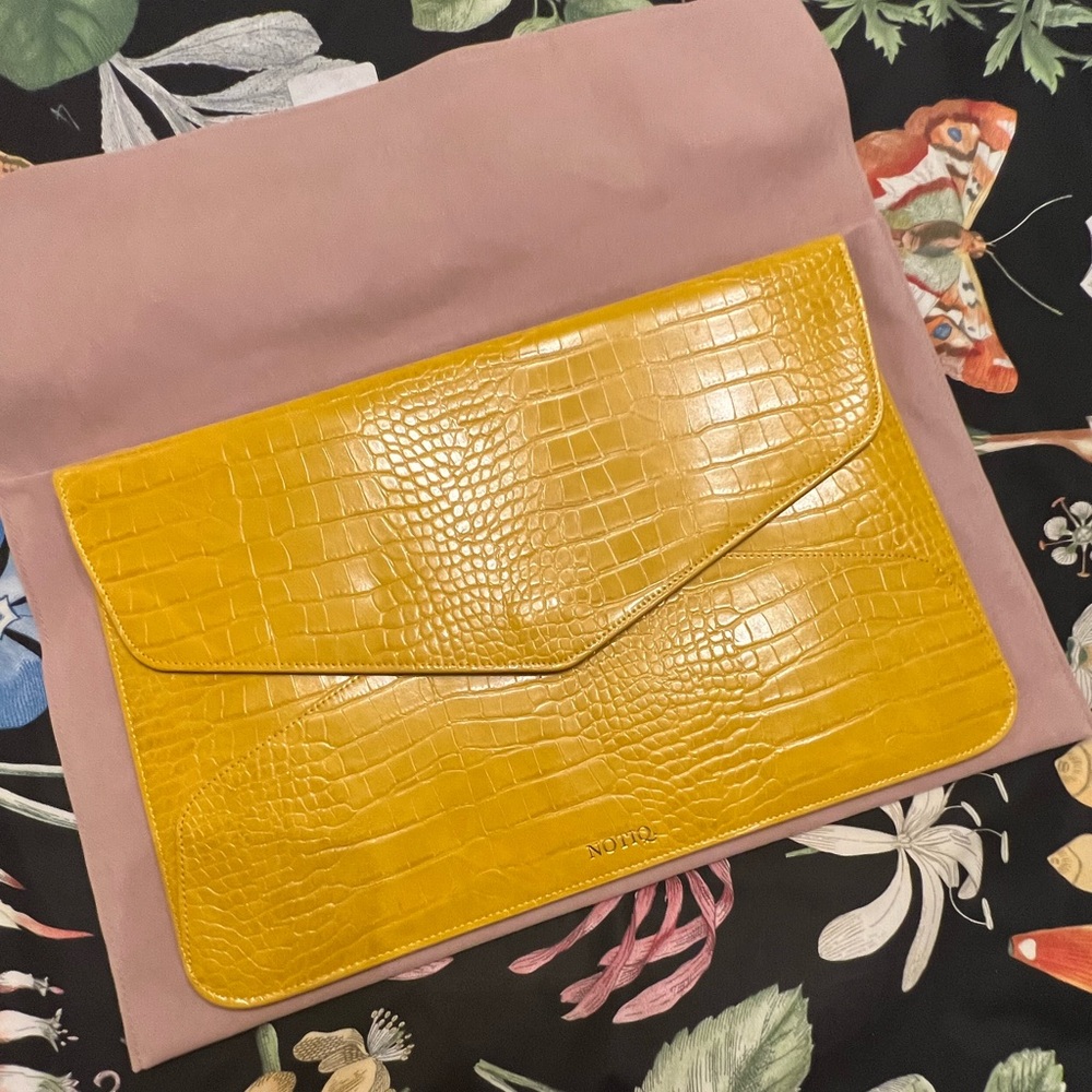 NOTIQ Vegan Croco Leather Laptop Tech Sleeve mustard yellow